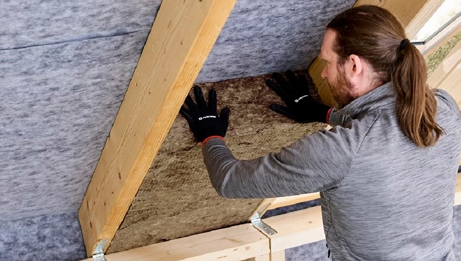 Ausmessen des Sparrenabstands