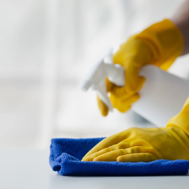 Kachelbild Reinigung Pflege Fachmarkt