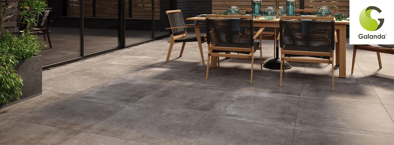 Terrassenfl&auml;chen mit Sitzgelegenheit