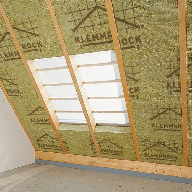 Kachelbild Dach und Fassadendämmung