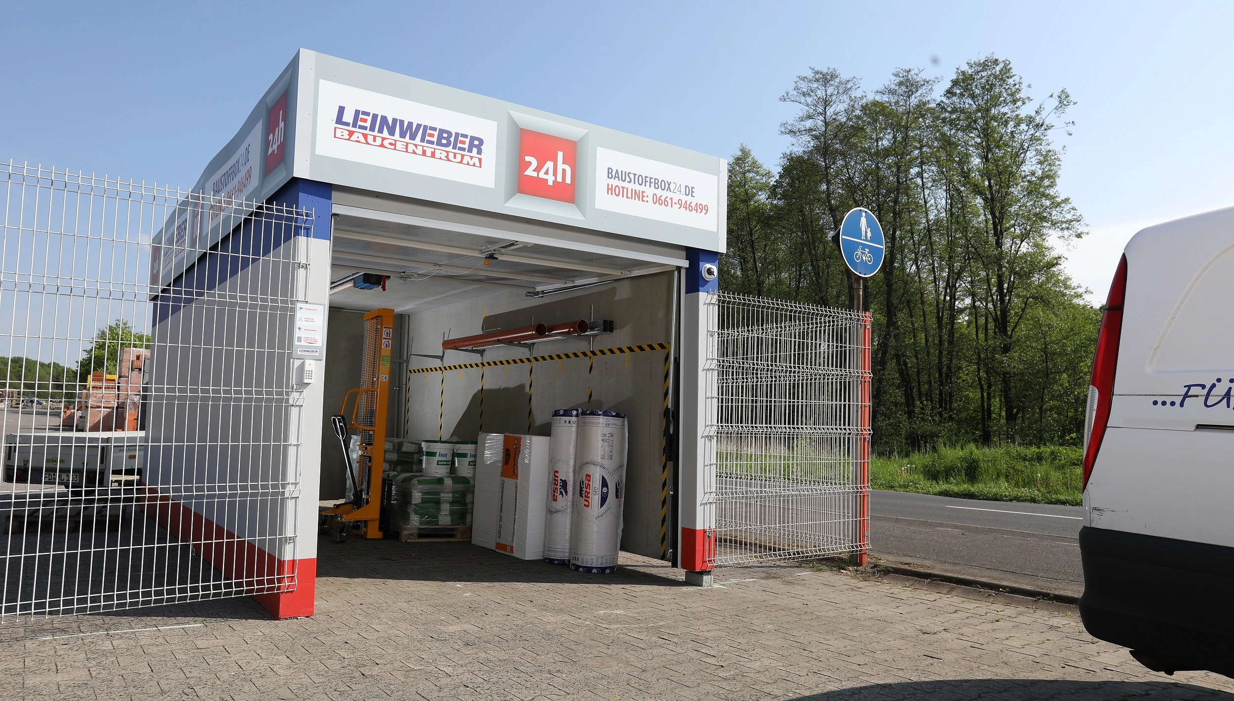 Baustoffbox geöffnet Baustoffbox geöffnet
