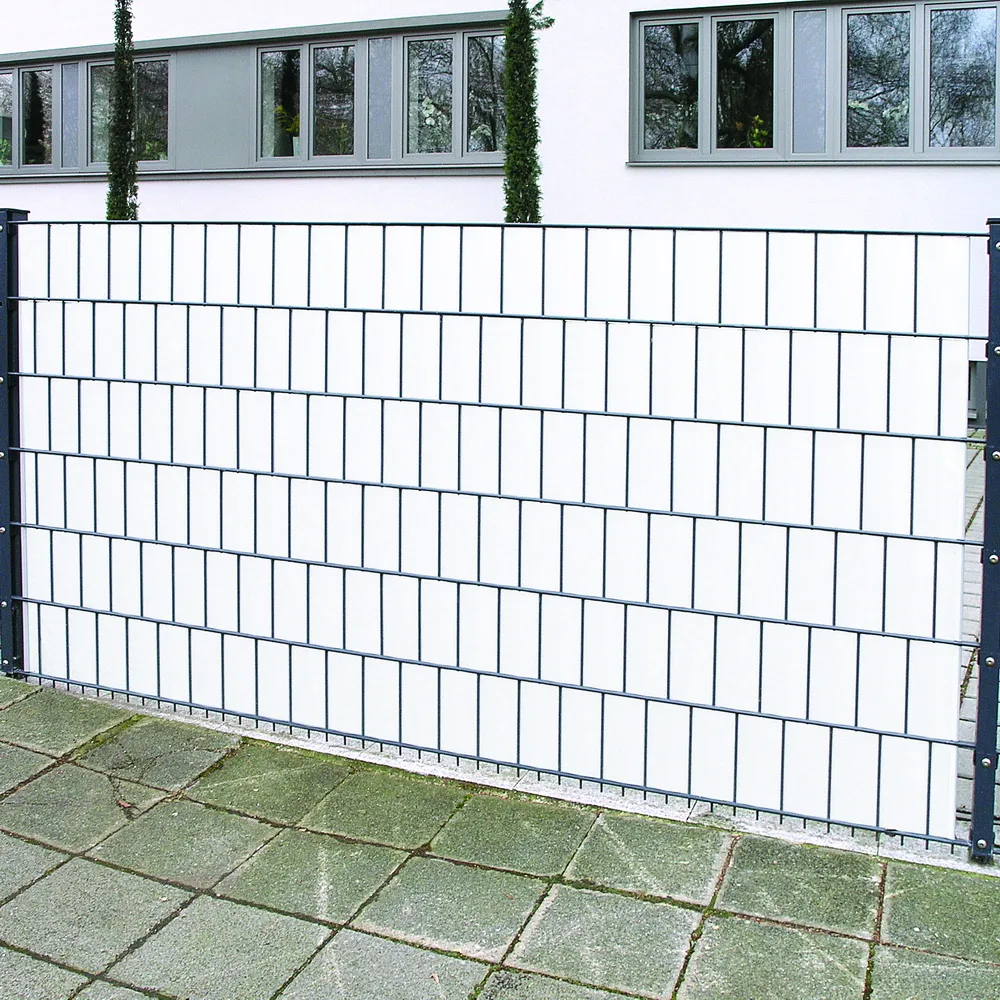 \\10.1.19.34\Stammdaten Pflege\Noor\1103362 Zaunblende PVC blickdicht wei&szlig;\Zaunblende PVC wei&szlig; 1.jpg