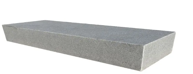 Granit Blockstufe hellgrau