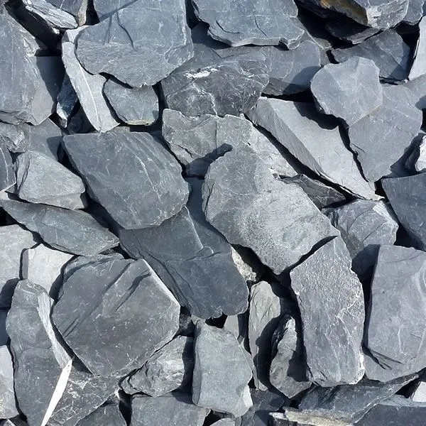 \\10.1.19.34\Stammdaten Pflege\Debus Schiefer - 700978\2000046 Schiefersplitt Canadian Slate 30-70 mm schwarz lose\Schiefersplitt.jpg