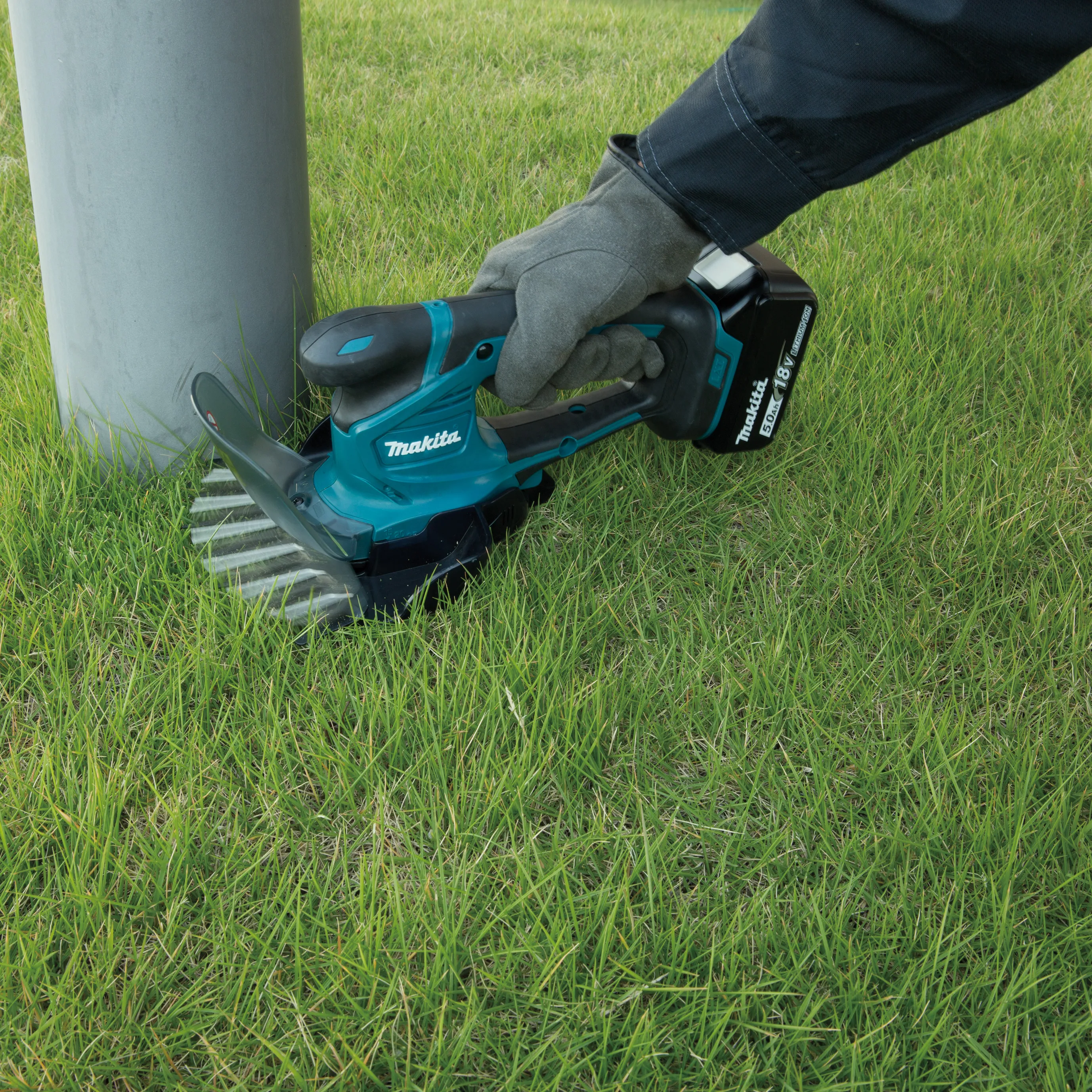 Makita Akku-Grasschere 18V