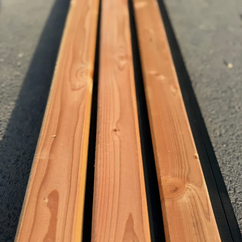 kanad. Douglasie Glattkantbrett