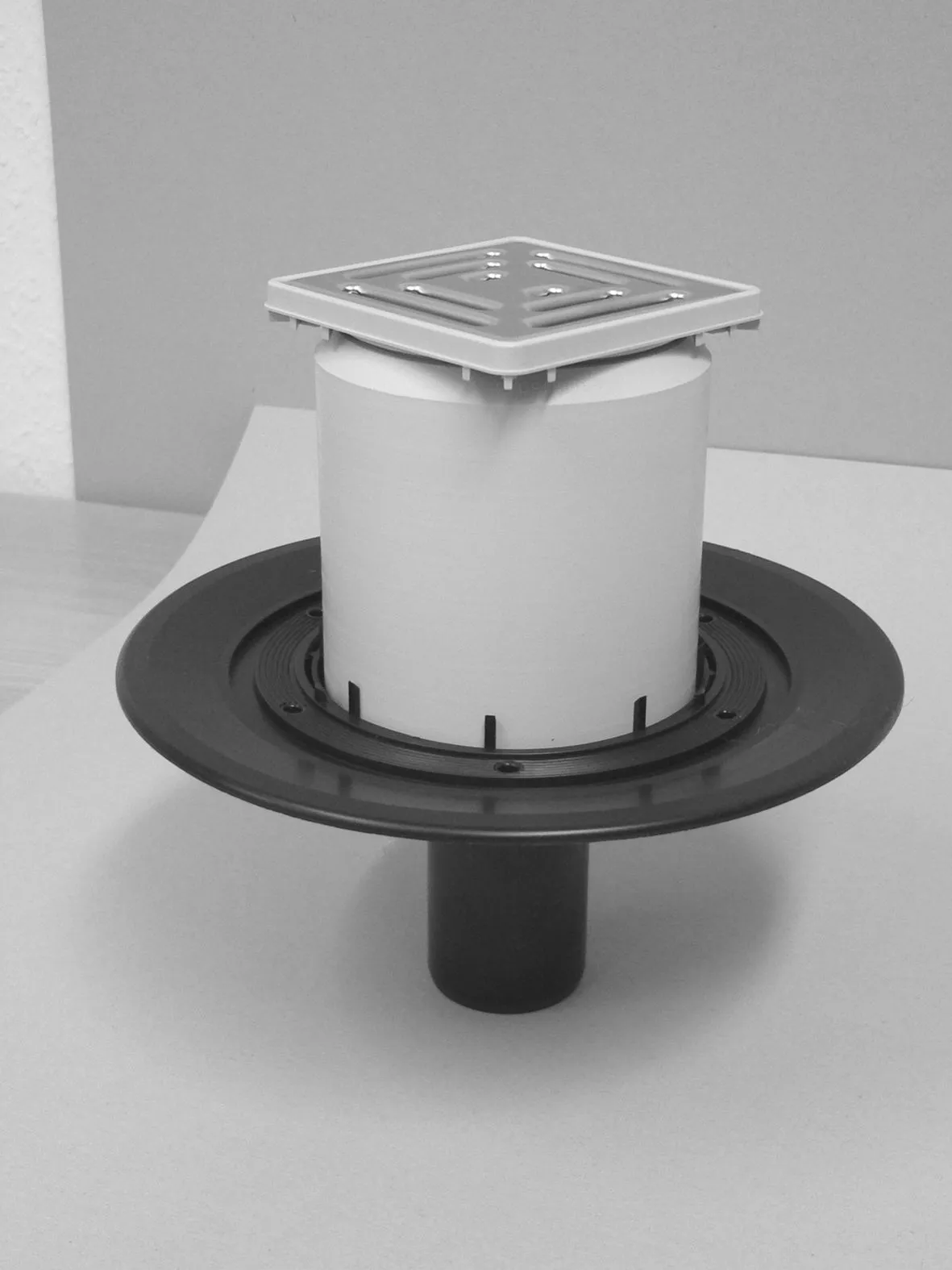 Balkon-und Terassenablauf DN 70 mm senkr