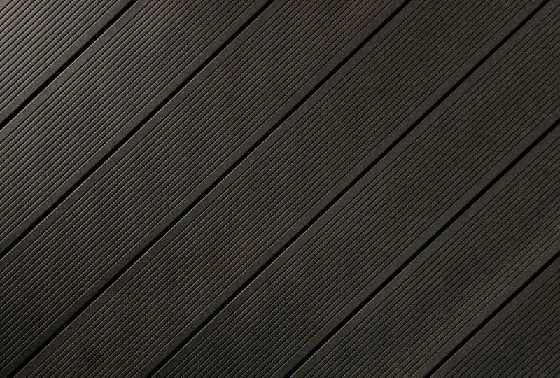 WPC Terrassendiele massiv