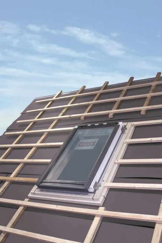 \\10.1.19.34\Stammdaten Pflege\Velux Hamburg - 700613\2021554 D&auml;mm u Montagerahmen CK04\Aufsparren-Daemmrahmen.jpg