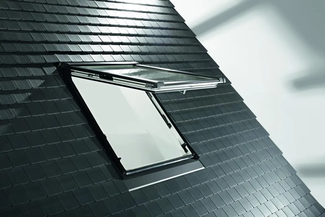 Roto Designo R8 Klapp-Schwingfenster