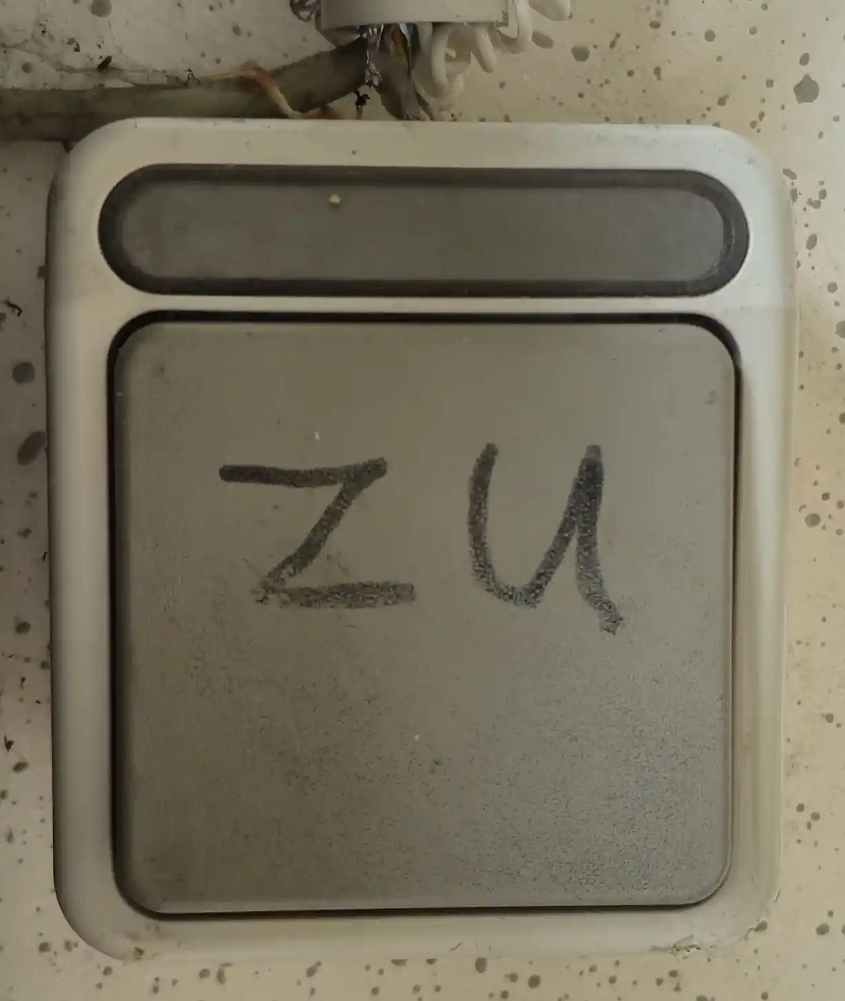 Schalter in der Baustoffbox