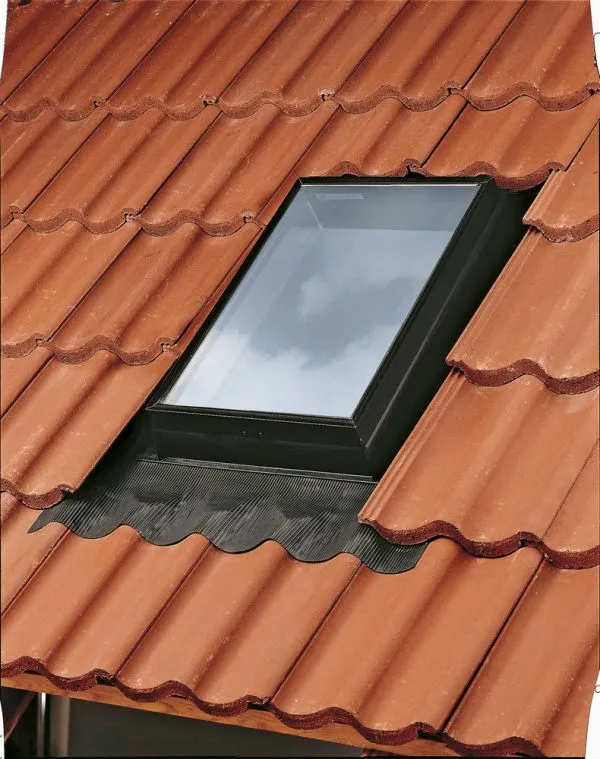 \\10.1.19.34\Stammdaten Pflege\Velux Hamburg - 700613\2217256 VELUX Dachausstieg GVK 0000Z\GVK_05_0370.jpg