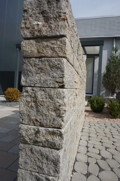 Muschelkalk Schichtmauer getrommelt